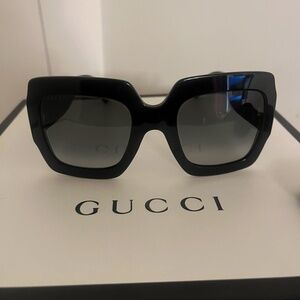 Gucci Women's Black Square Framed Sunglasses